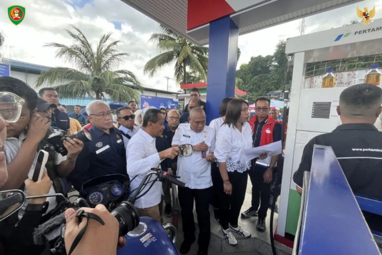 Menteri ESDM Pantau Ketersediaan BBM Nelayan Maluku