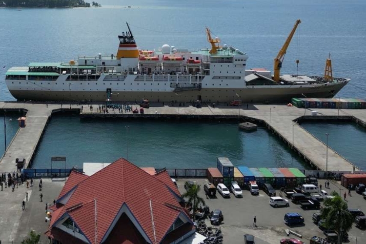 Sinergi Pemprov Maluku dengan pihak terkait Untuk persiapan arus libur NATARU 2024 agar meinciptakan transportasi yang aman dan nyaman.